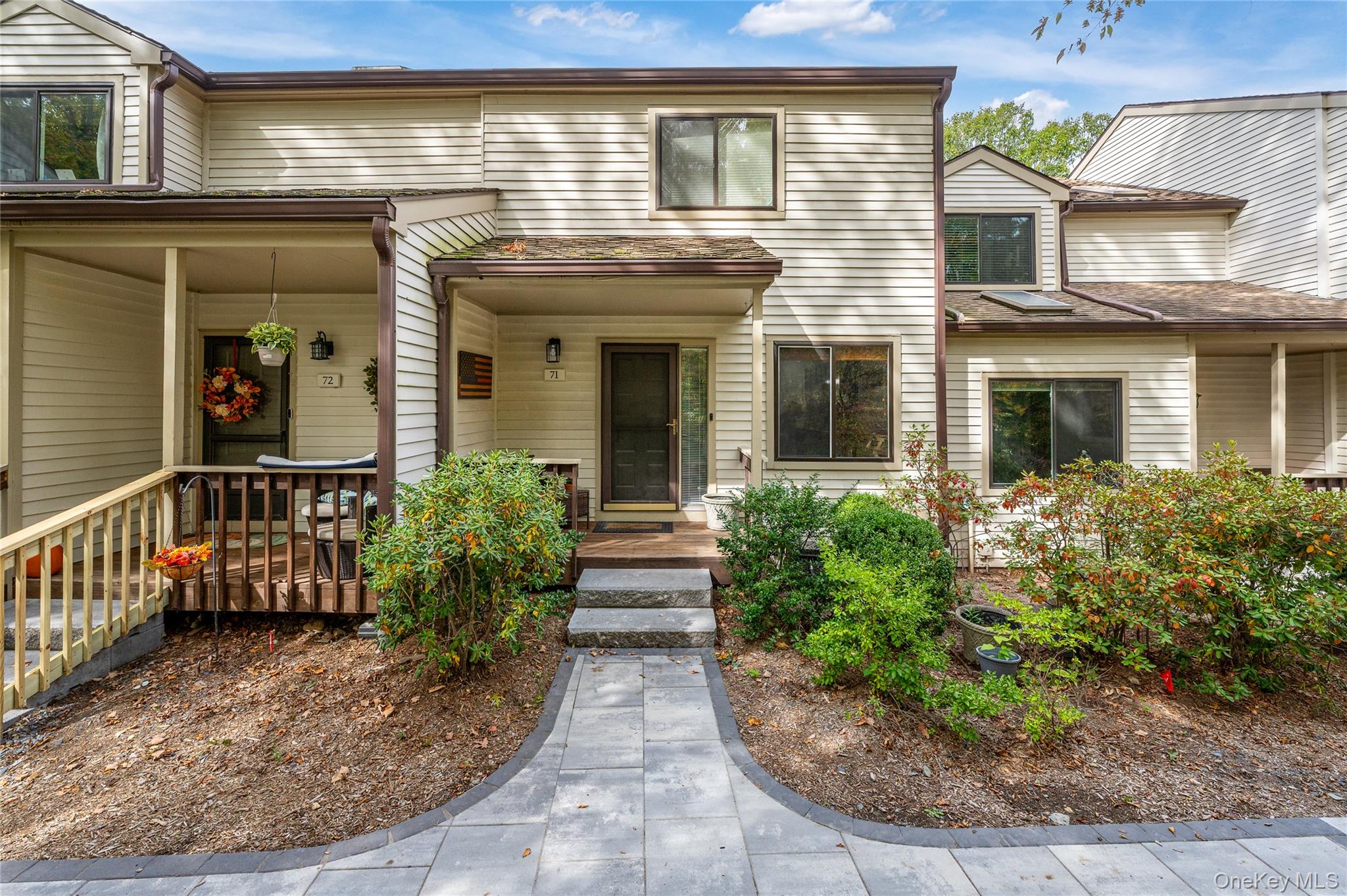 Welcome to this beautifully updated 2-bedroom, 3.5-bathroom condo loca...