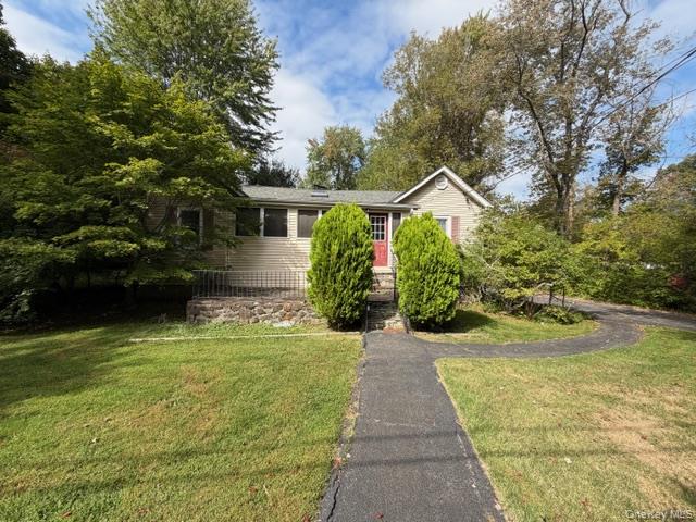 A Wonderful Opportunity Awaits!! This diamond in the rough, 3 Bedroom...