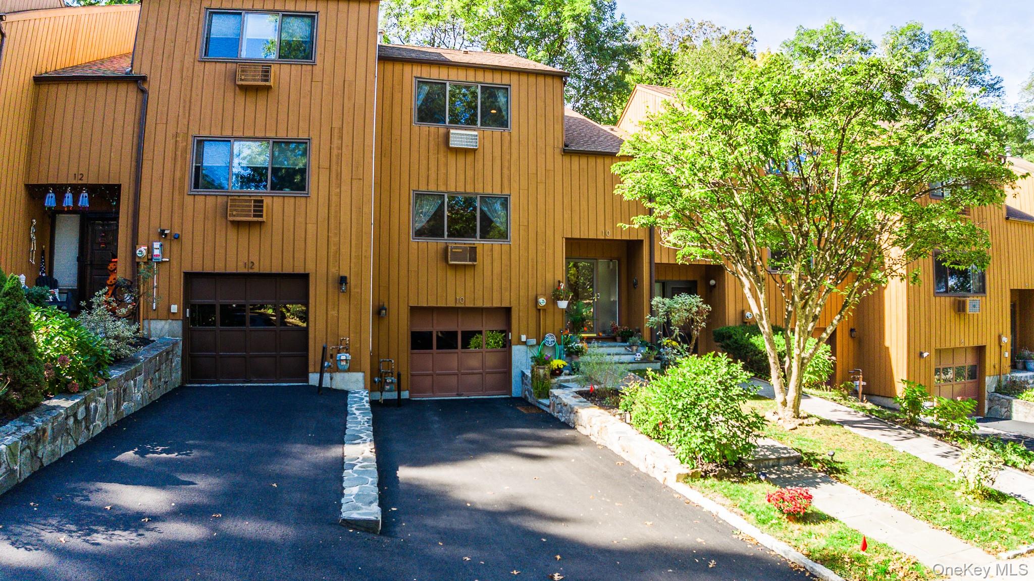Charming Rivertown Living on the Hudson!
Welcome to your new home in o...