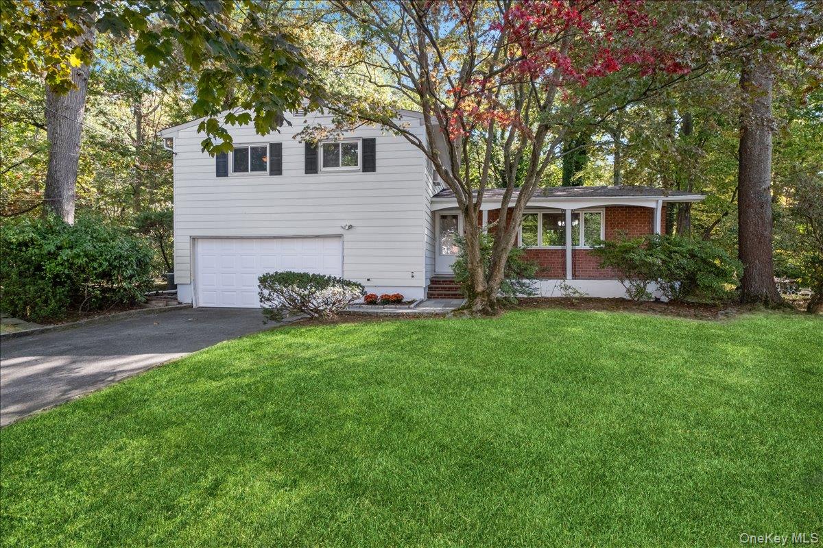 A fabulous find in the heart of desirable Bayberry! Enjoy a resort-lik...