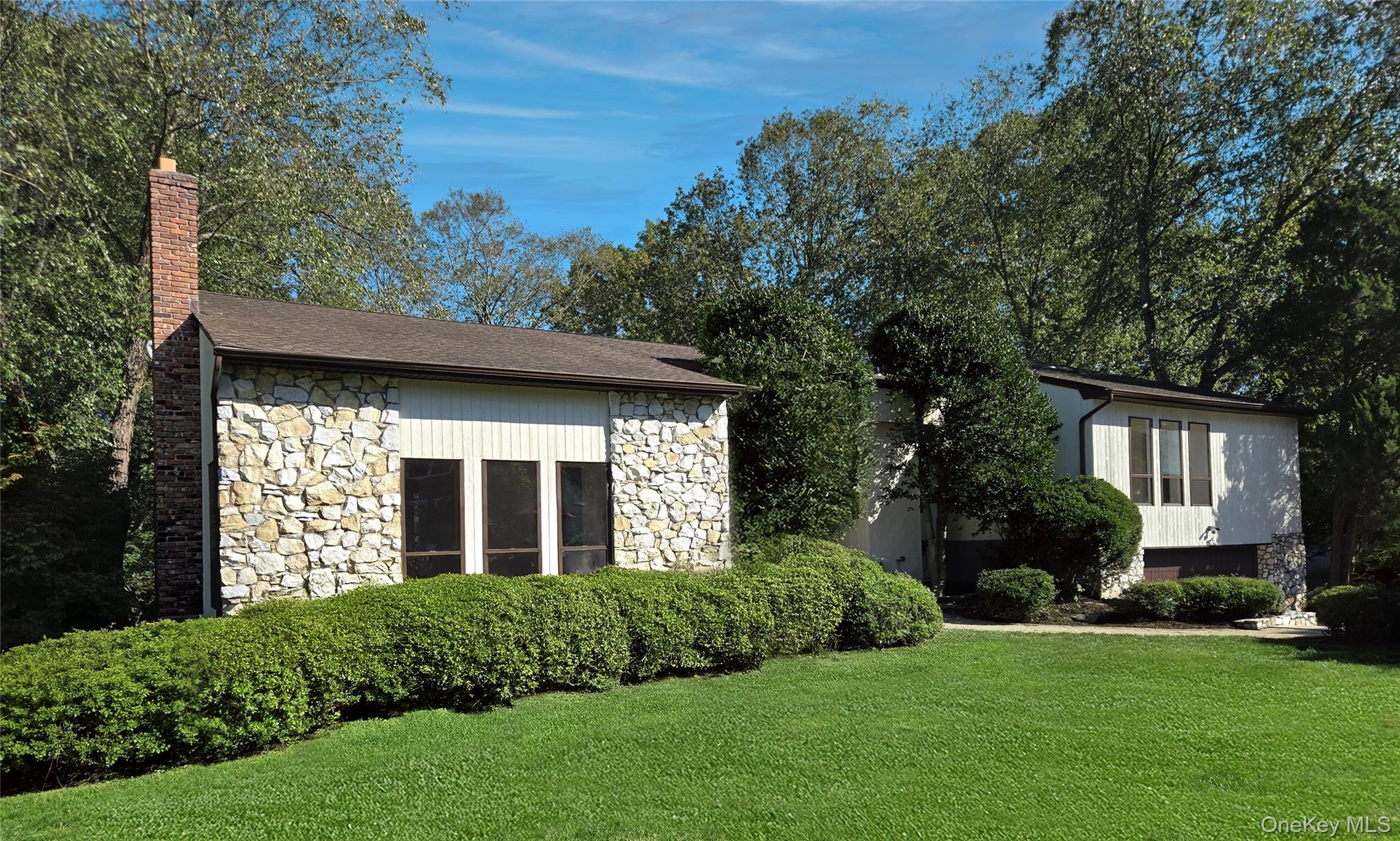 This is it!!! Spacious, Renovated, Move-in Ready, Contemporary Ranch H...