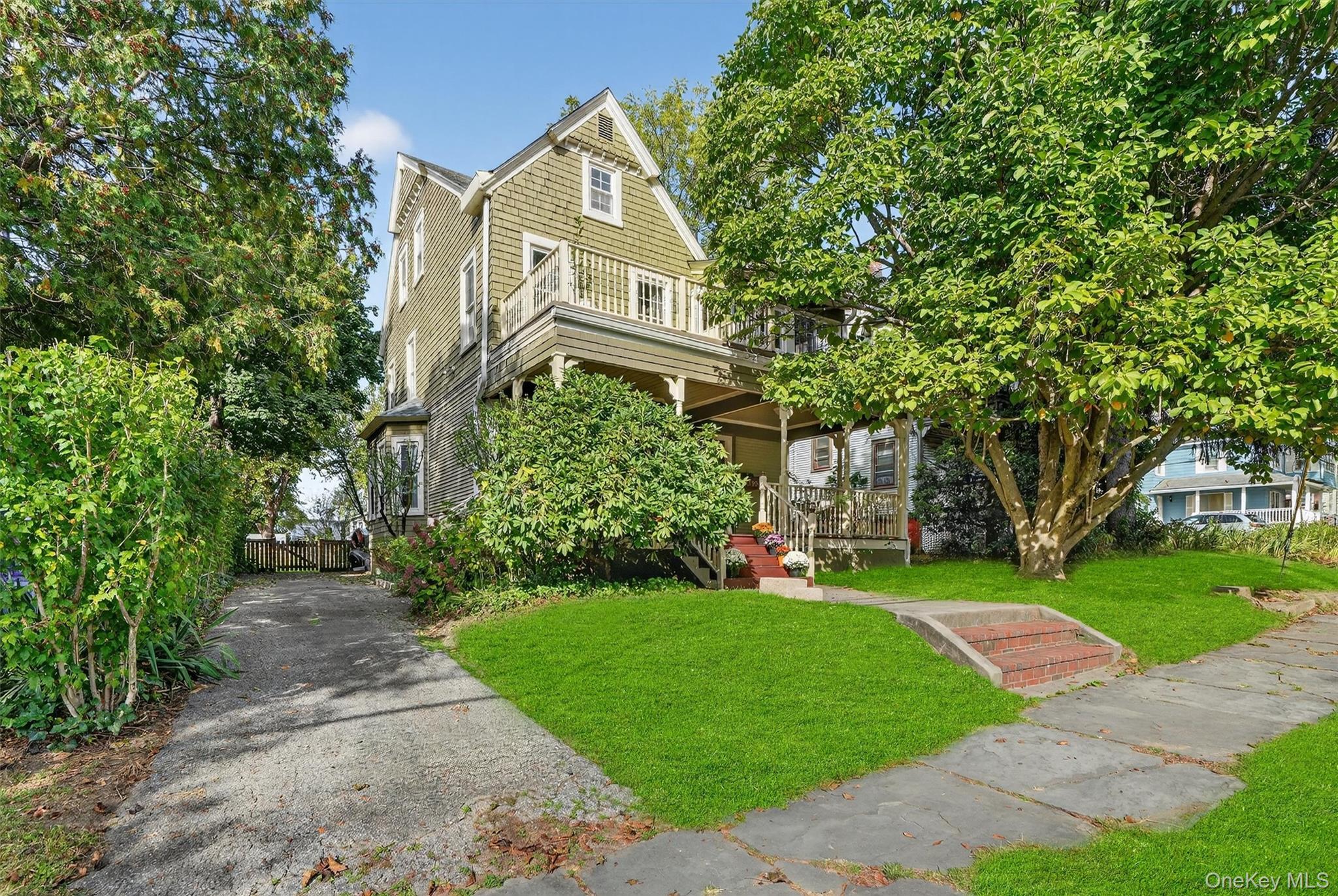 Prepare to fall in love with this beautifully presented Victorian in t...