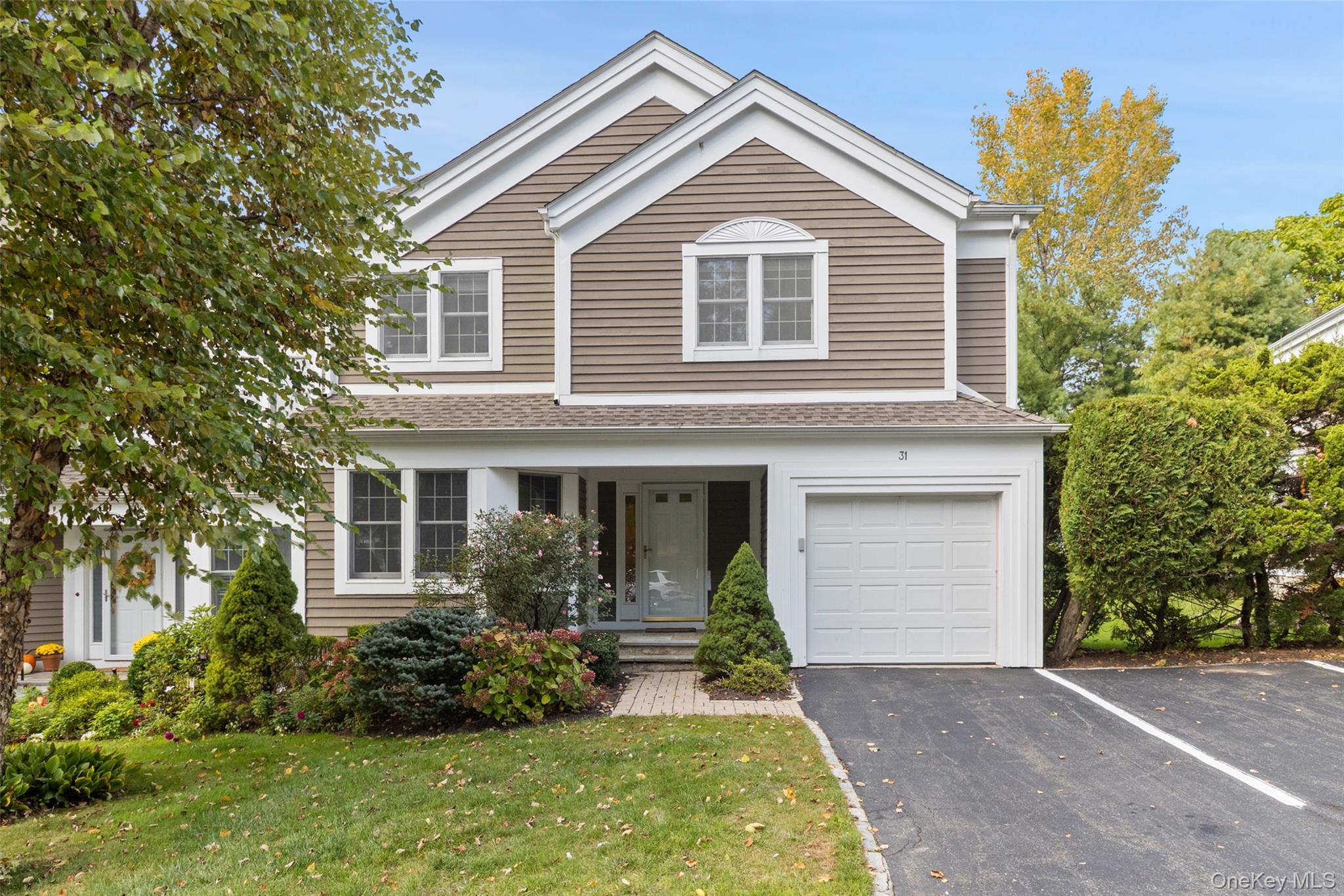 Welcome to 31 Jared Drive, a charming townhouse nestled in the vibrant...