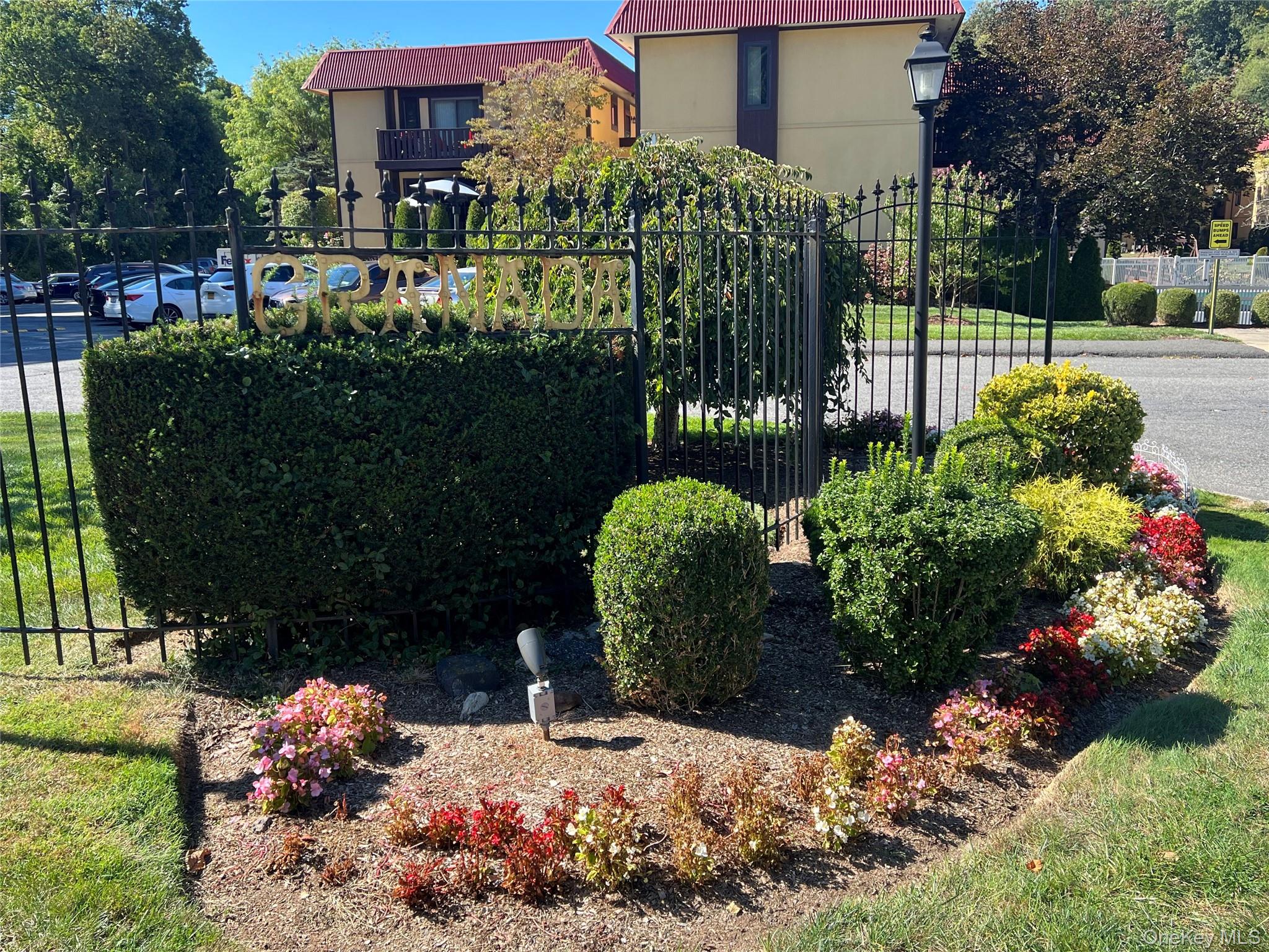 Beautifully updated 2 Bedroom, 2 Bath unit in lovely garden style comp...