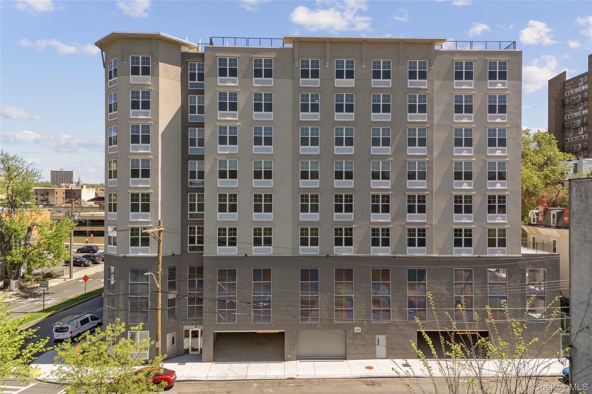 Designed for contemporary lifestyles, Regency on Hudson offers a warm...