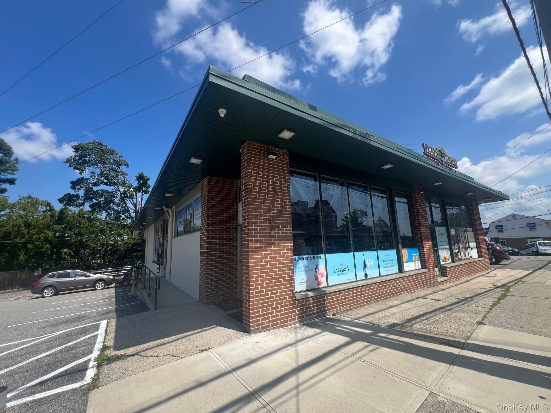 We are pleased to present a premier commercial offering in the heart o...