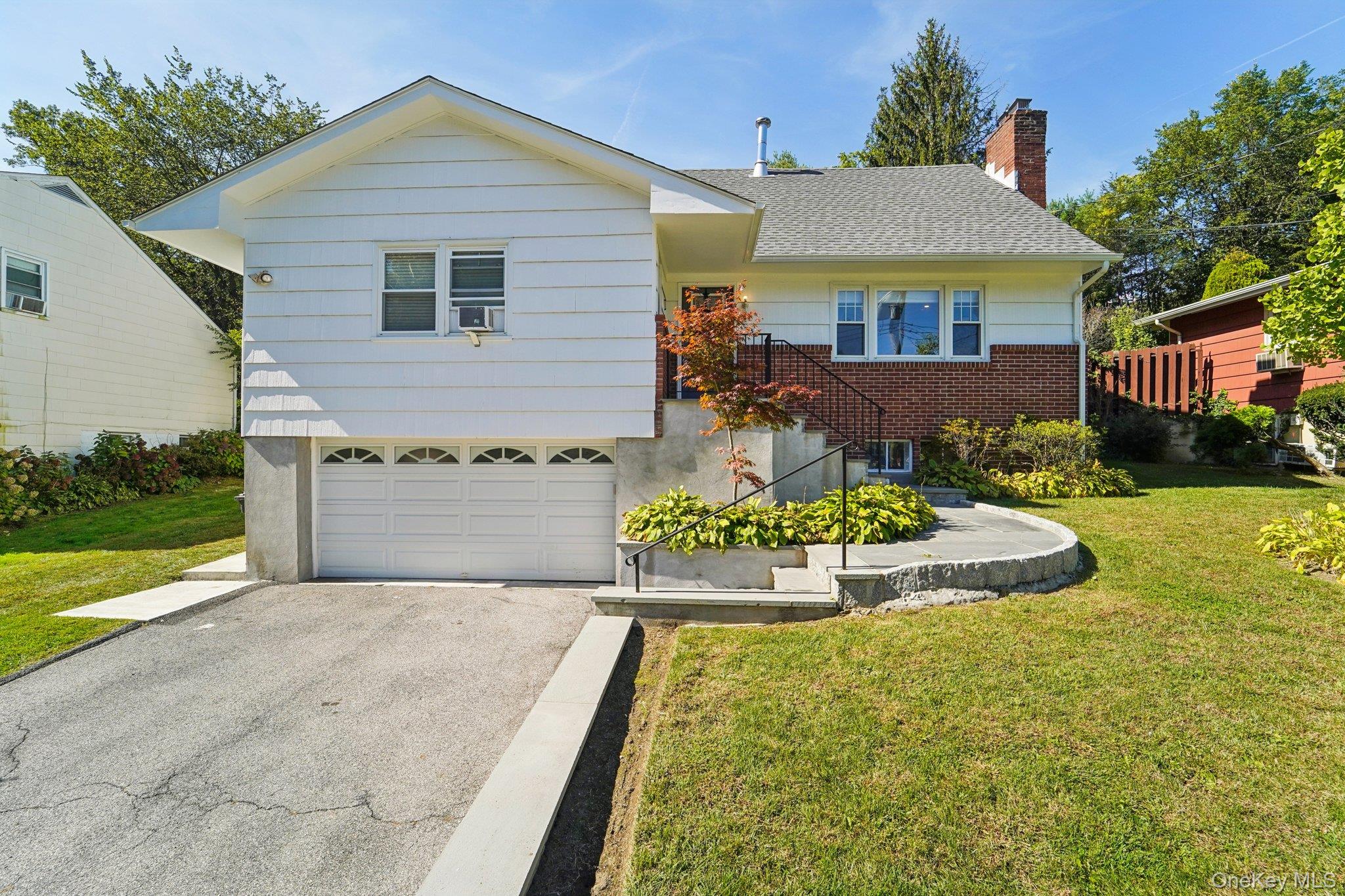 Renovate and spacious 5 bedroom 3.5 bathroom colonial ideally located...