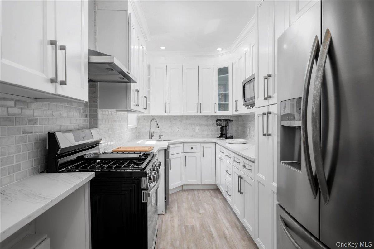 Modern Bronxville Living – Fully Renovated 2BR/2BA with Balcony in The...