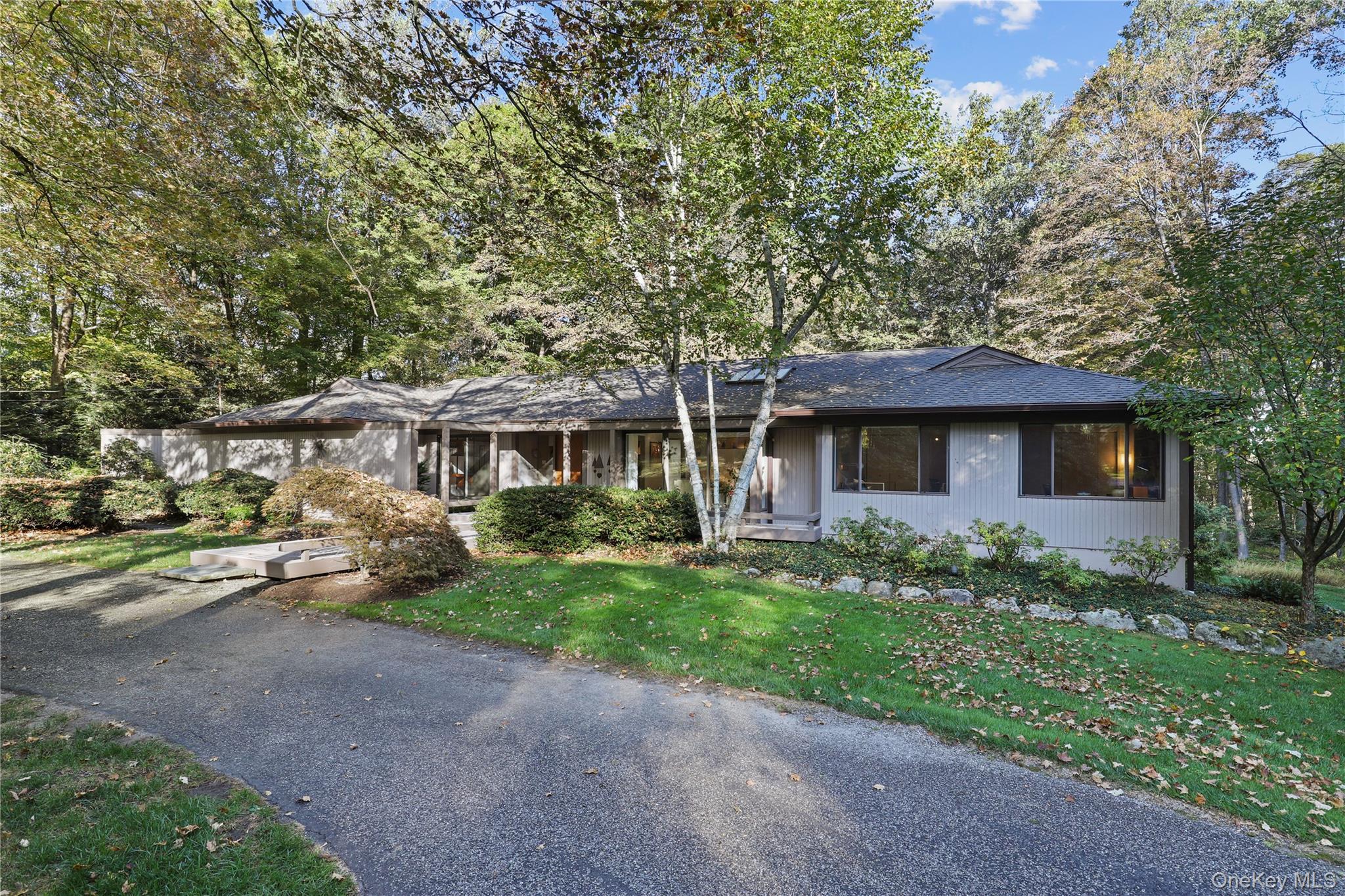 First time on market! This meticulously maintained 4-bedroom Mid-Centu...