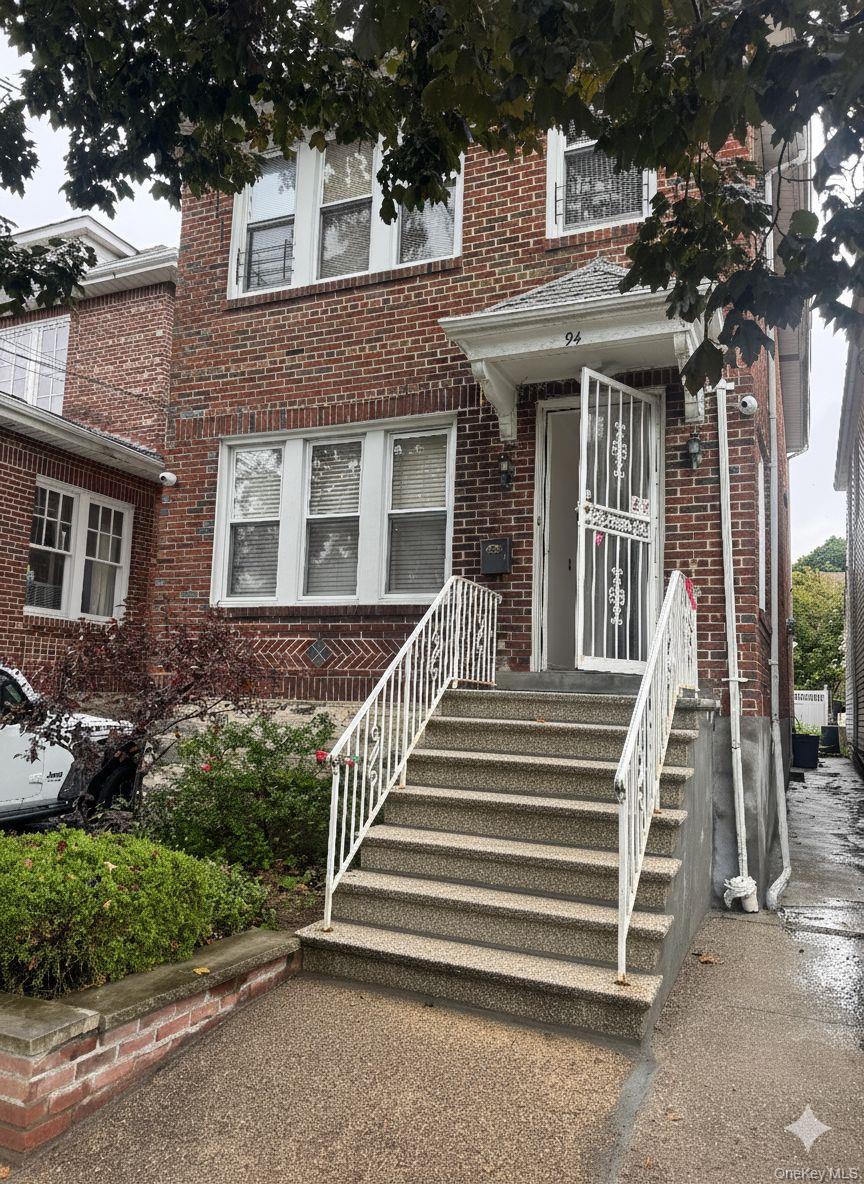 A True Gem with ALL Utilities Included! Don't miss this charming 3-bed...