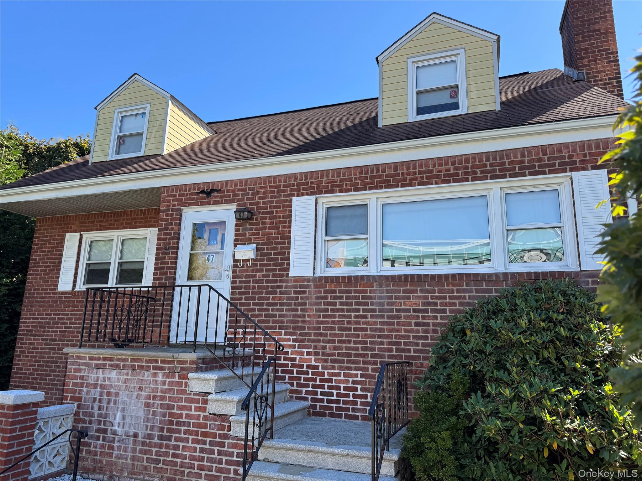 First time on the market in 50 Years!  47 Brewster Avenue is a legal 2...