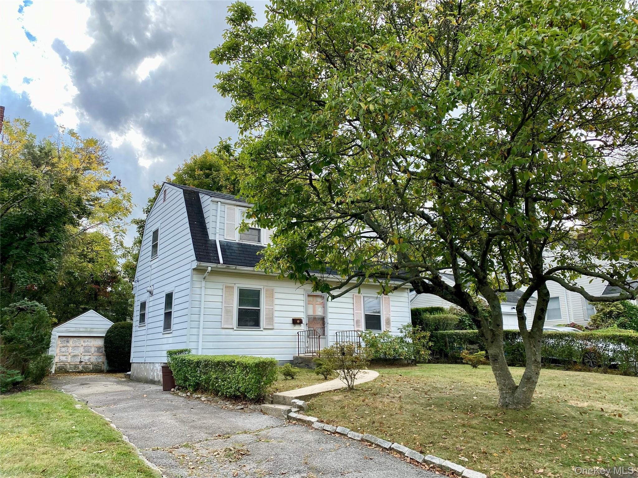 This single family home is located in the heart of Eastchester and dir...