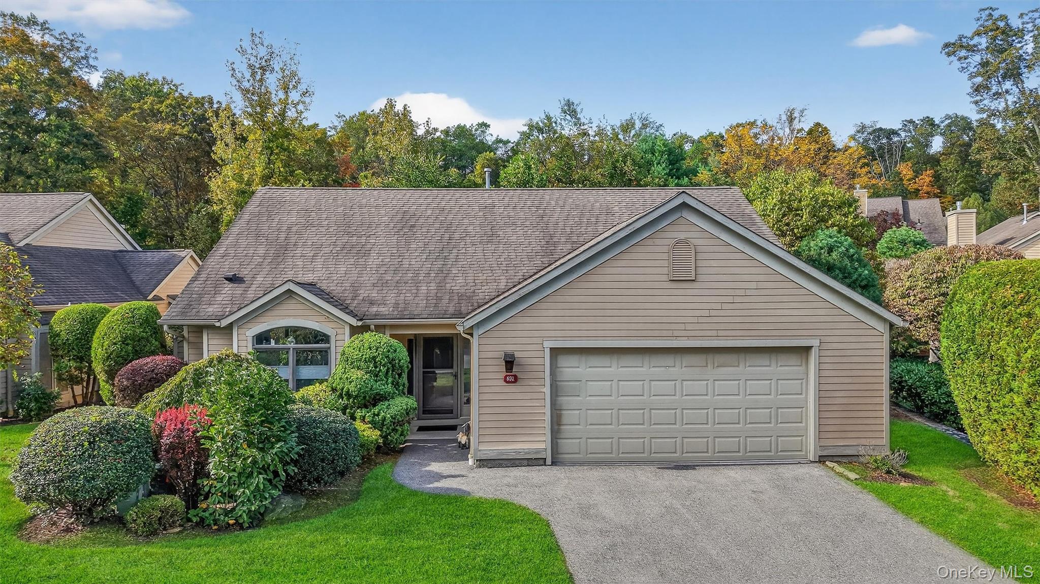 Welcome home to this beautifully renovated, completely detached Harvar...