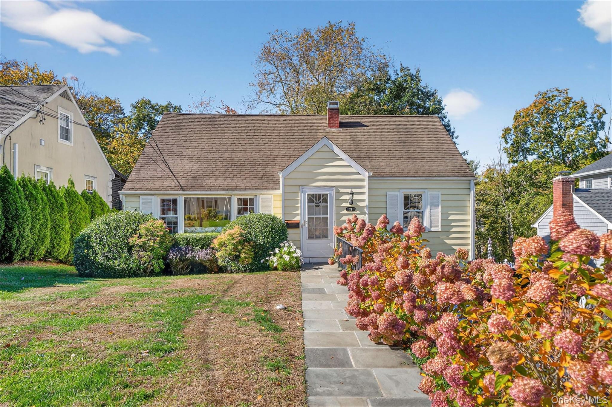 AND THEY LIVED HAPPILY EVER AFTER! Impeccably maintained by the same f...