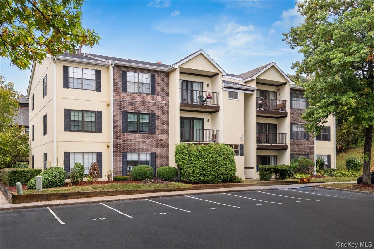 Society Hill is the place to be! This highly desirable complex is one...