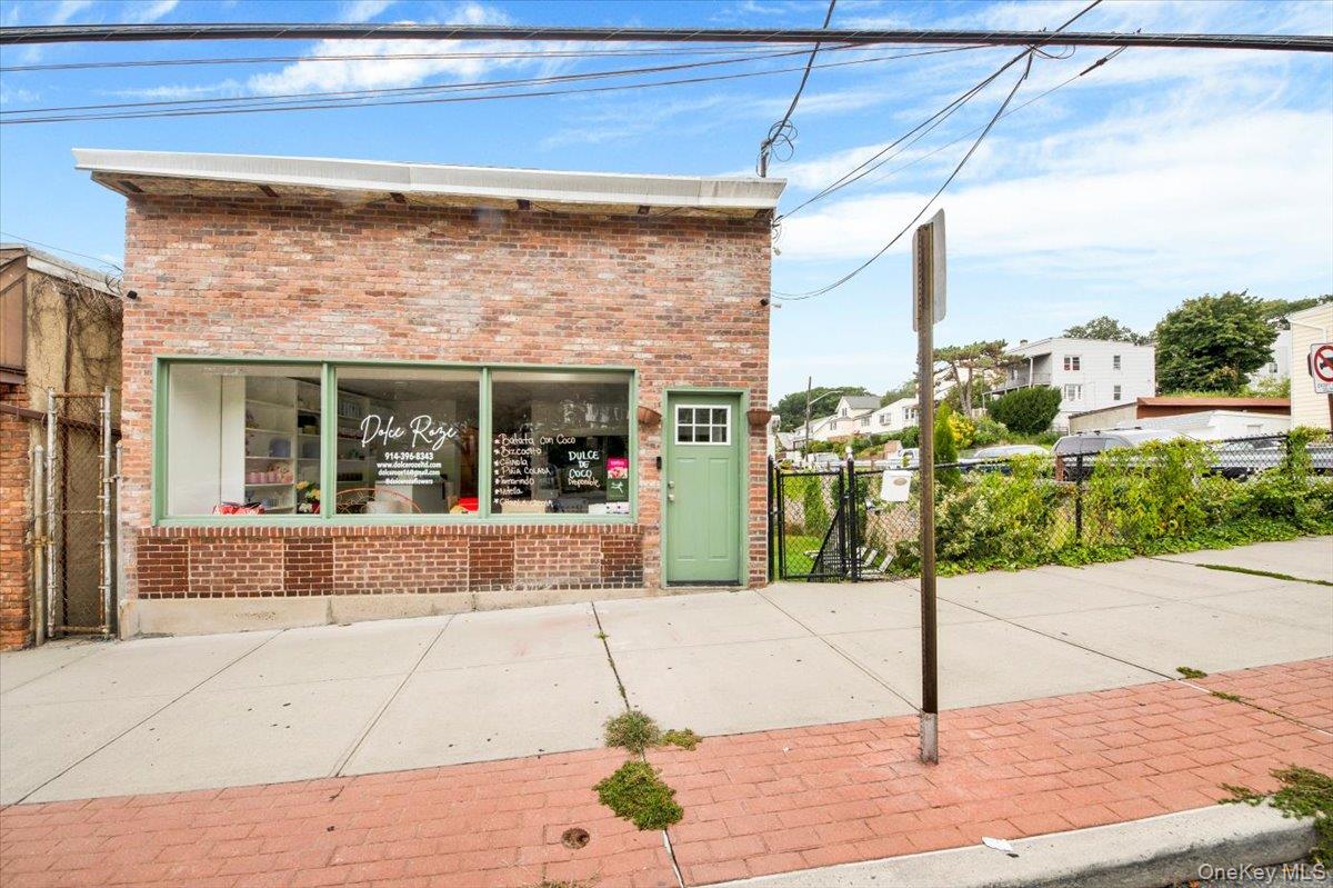 Discover the perfect live-work opportunity at 53 Lockwood Avenue! This...