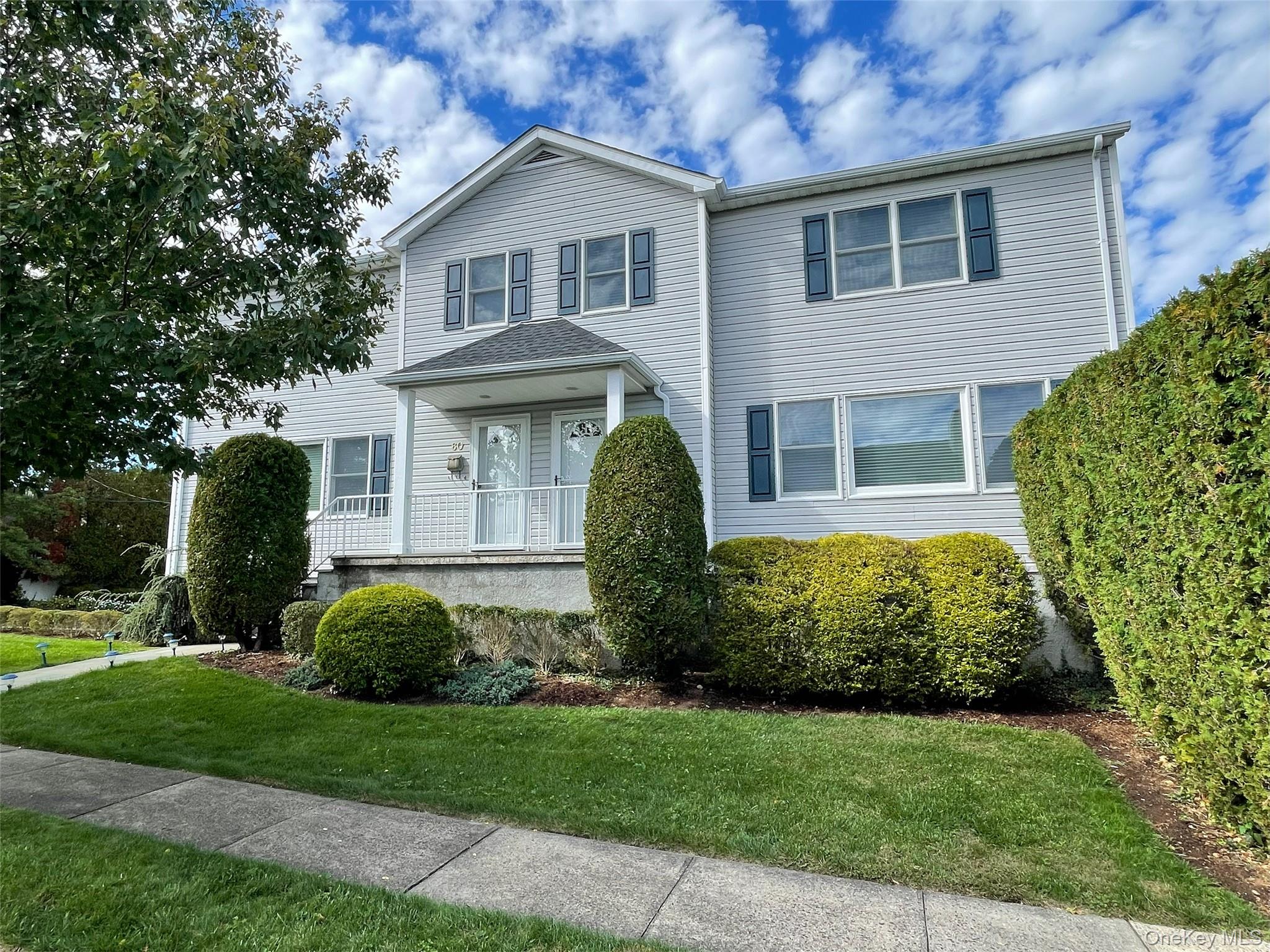 Side-by-side duplex feels like a single family with private yard and d...