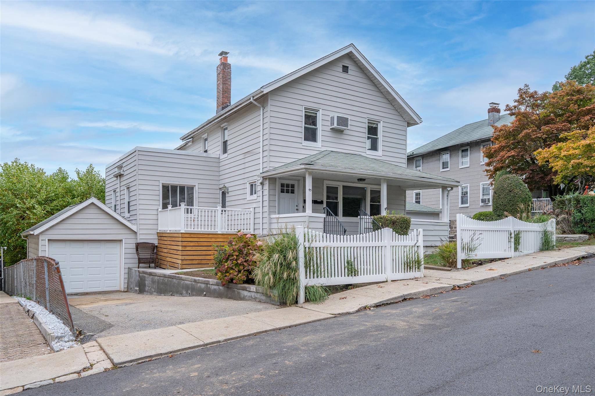 Prime Eastchester Location – Commuter’s Paradise!
This charming two-fa...
