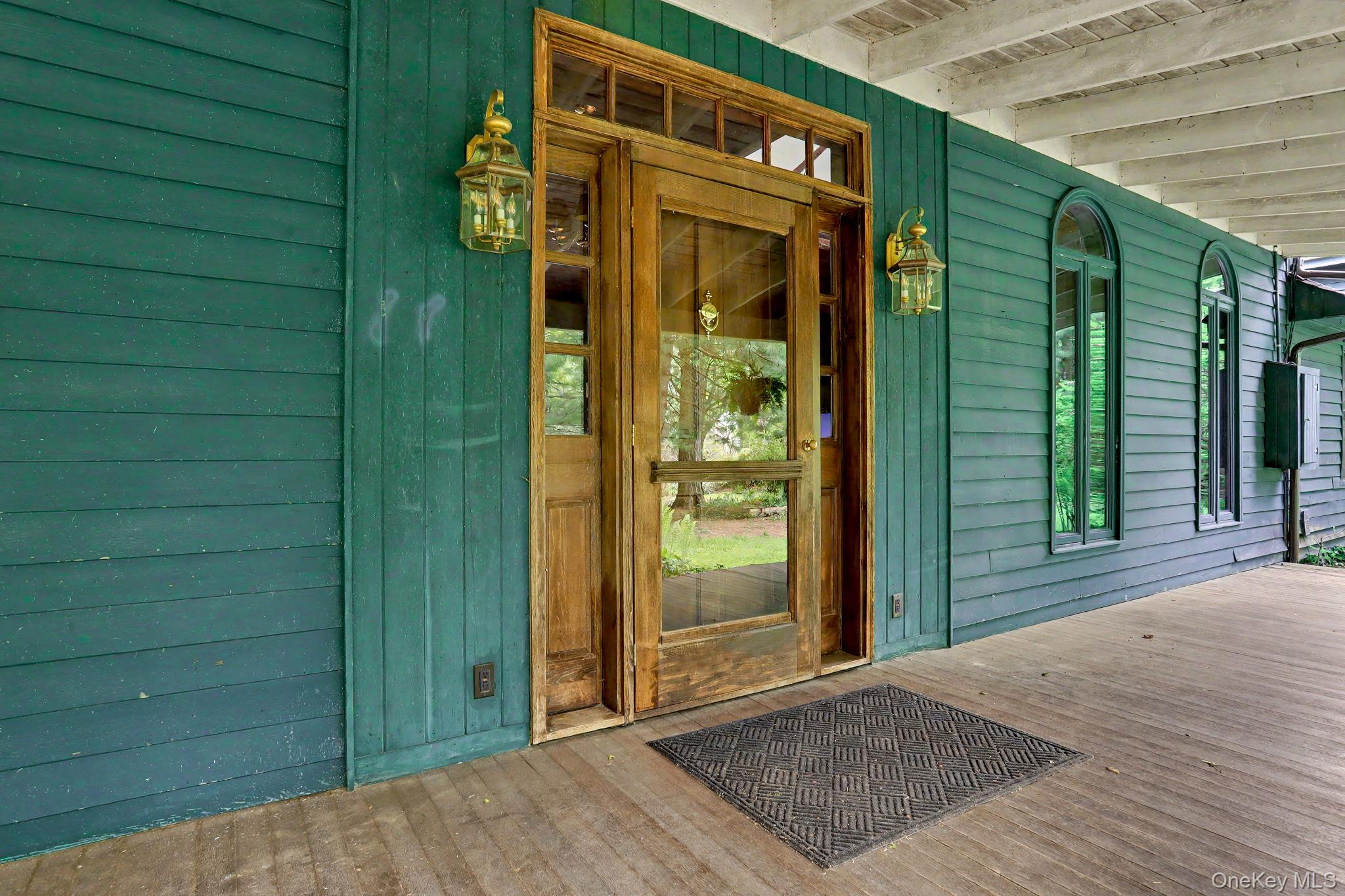 Photo 4 of this property