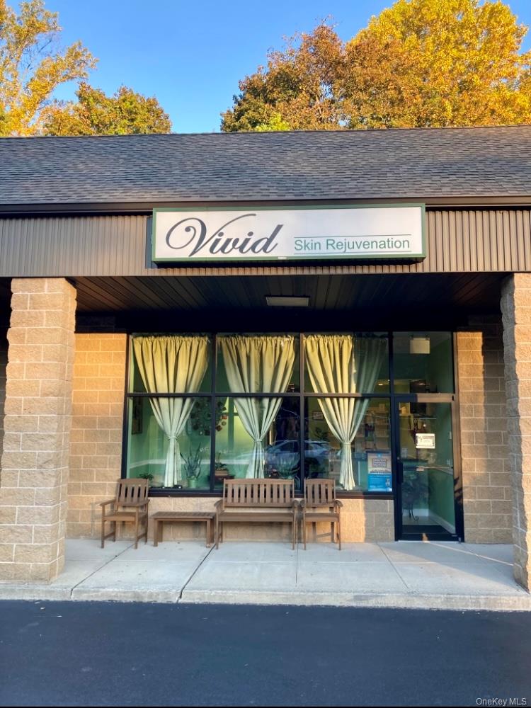 Thriving Massage & Facial Spa – Turnkey Business Opportunity in Briarc...