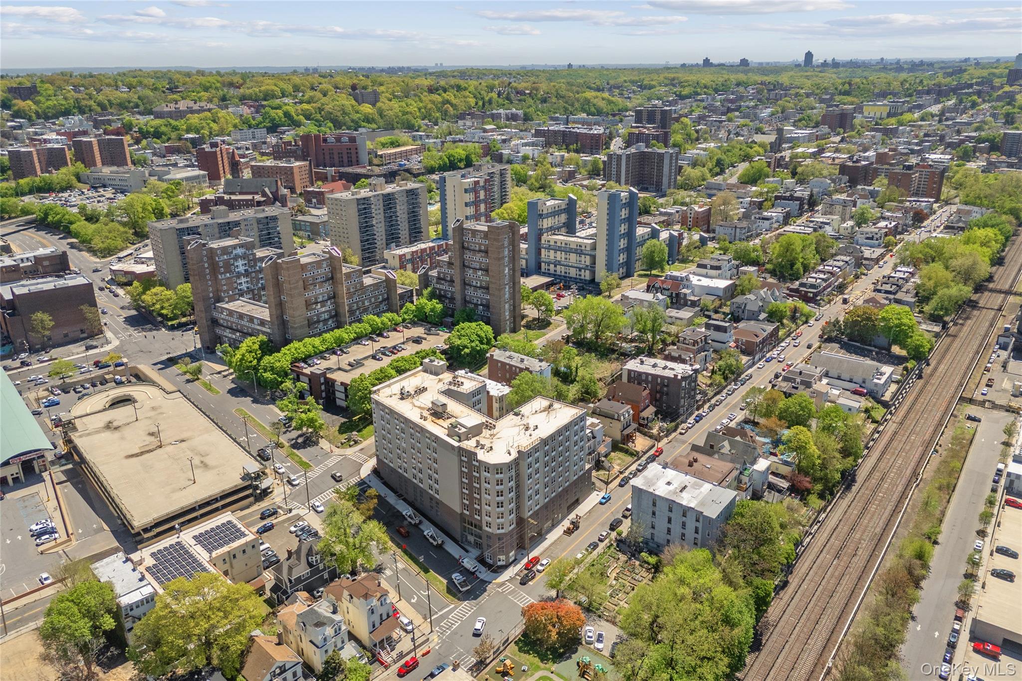 Designed for contemporary lifestyles, Regency on Hudson offers a warm...