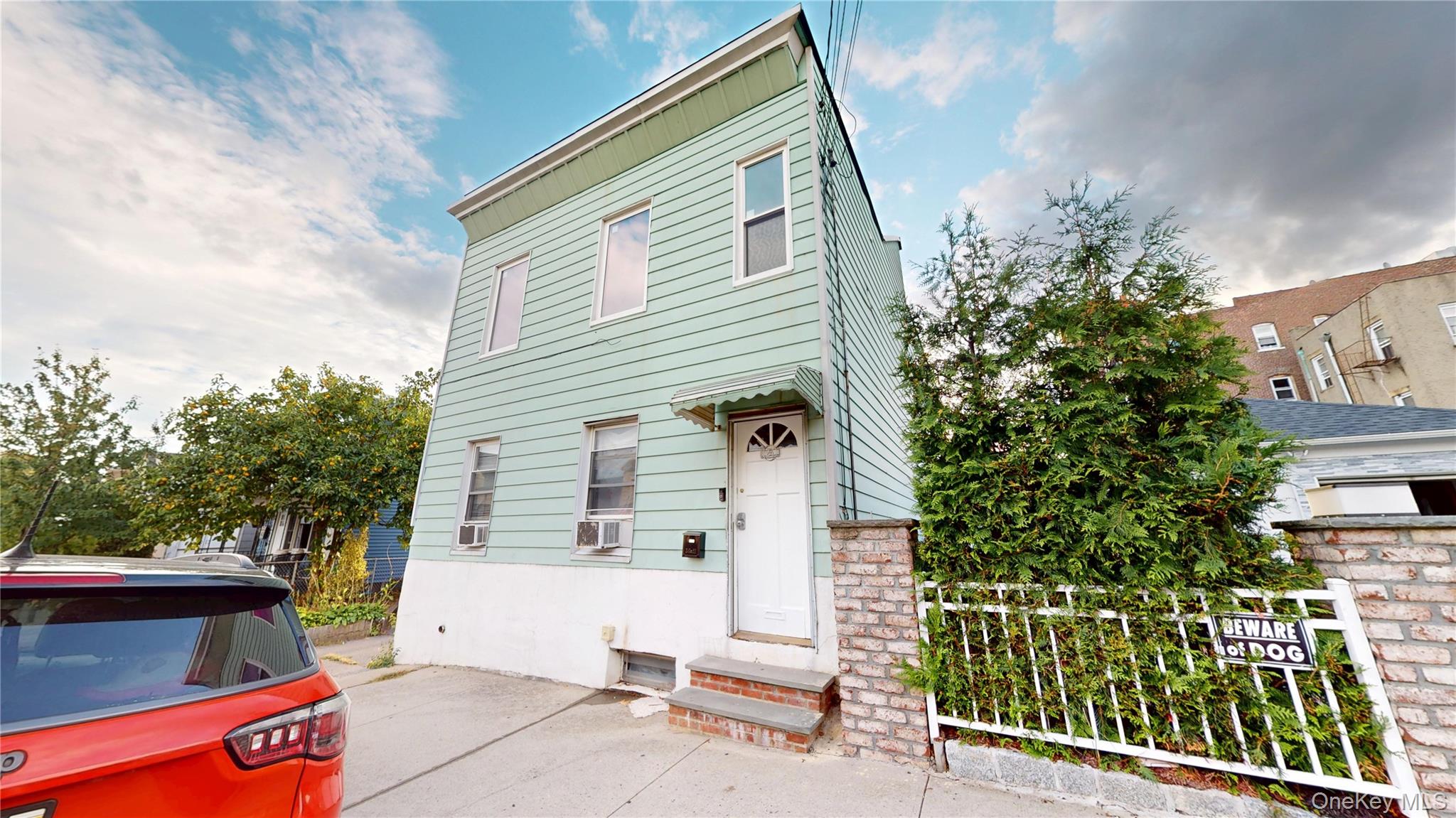 This is an amazing opportunity to rent close to Columbus elementary sc...