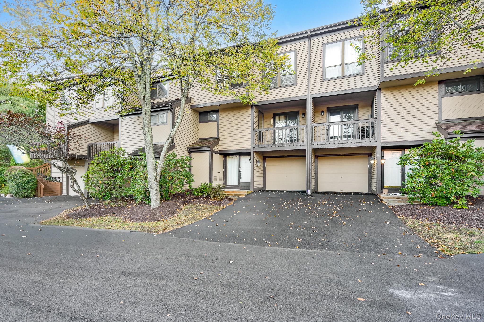 Welcome to 113 Antler Ridge in Ossining, NY – a spacious condo full of...