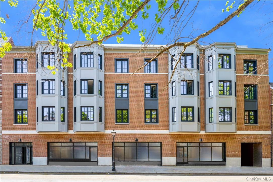 A very bright ADA compliant two bedroom in this high demand "c" line w...