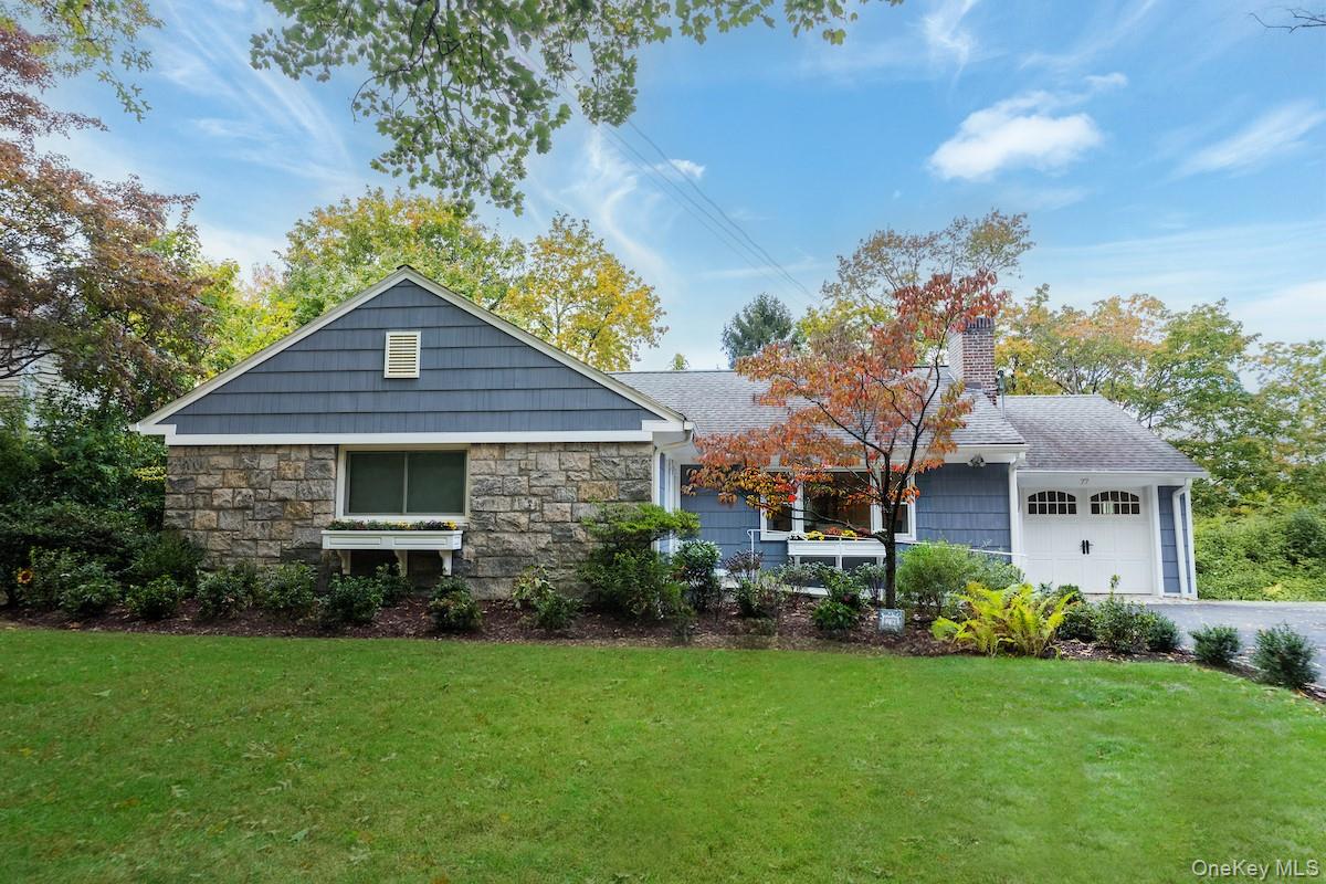 Within a block or two to Gould Park and the schools of Dobbs Ferry, th...