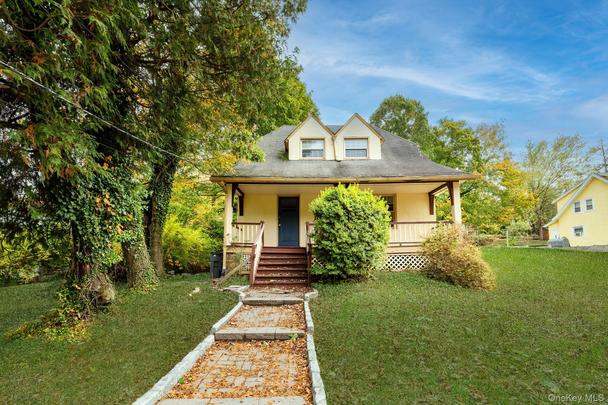 Fantastic opportunity just steps from downtown Chappaqua. Only a short...