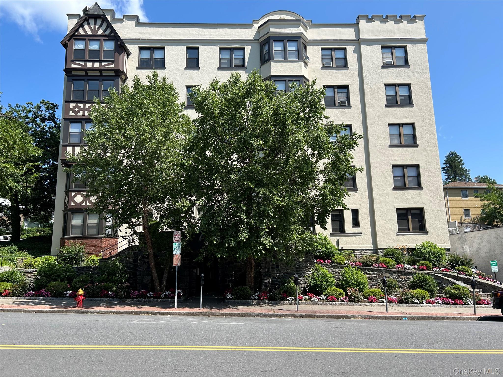 Welcome Home! Step into this spacious, light-filled 2 bedroom, 1 bath...