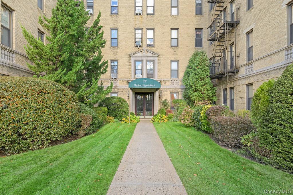 Welcome to Calton Court, one of New Rochelle’s most desirable and well...