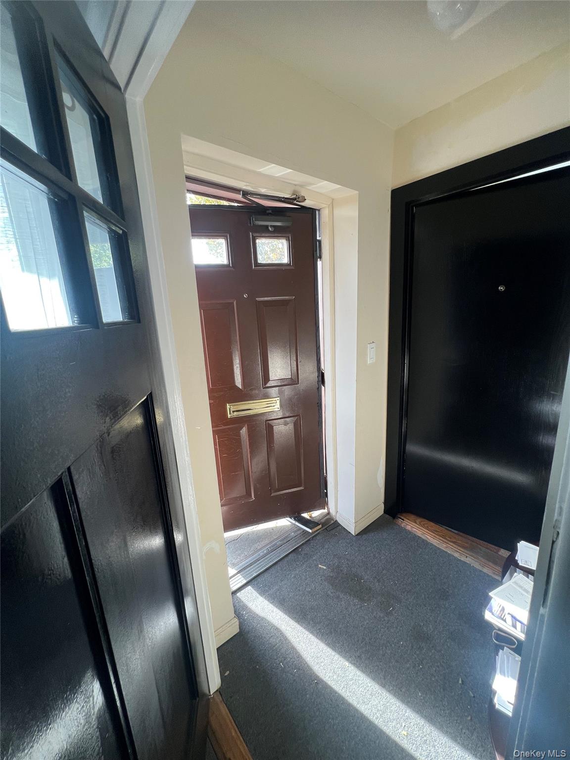 OFFICE SPACE FOR LEASE. Fully upgraded office space waiting new tenant...