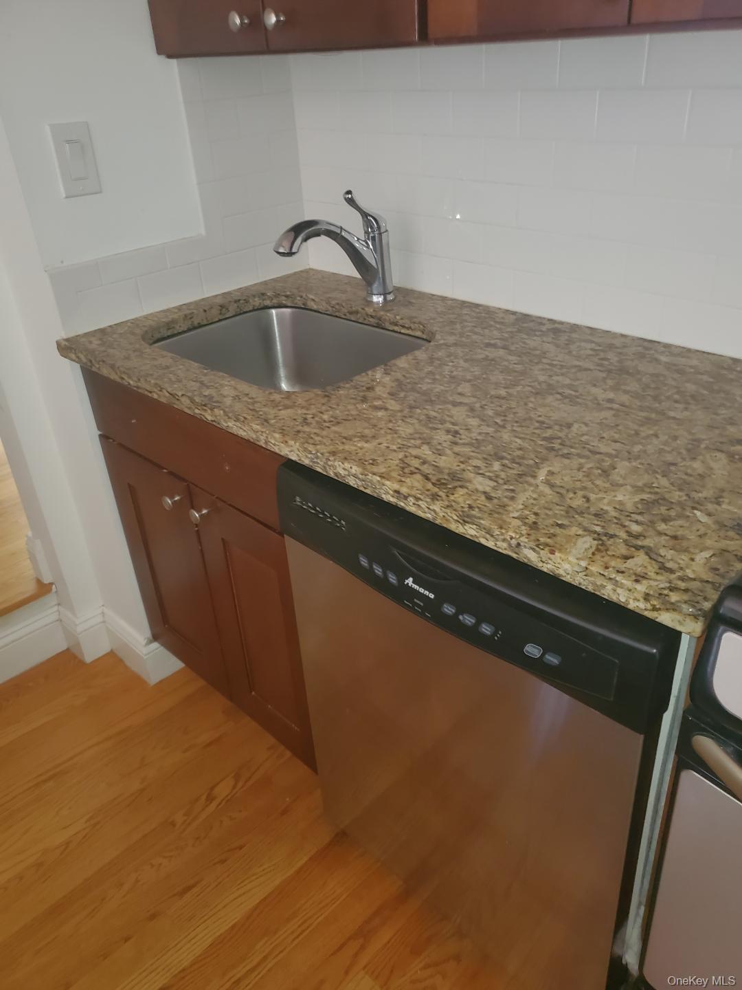 Beautiful 2-bedroom, 2 full bath Apartment in the Vibrant Town of Hast...