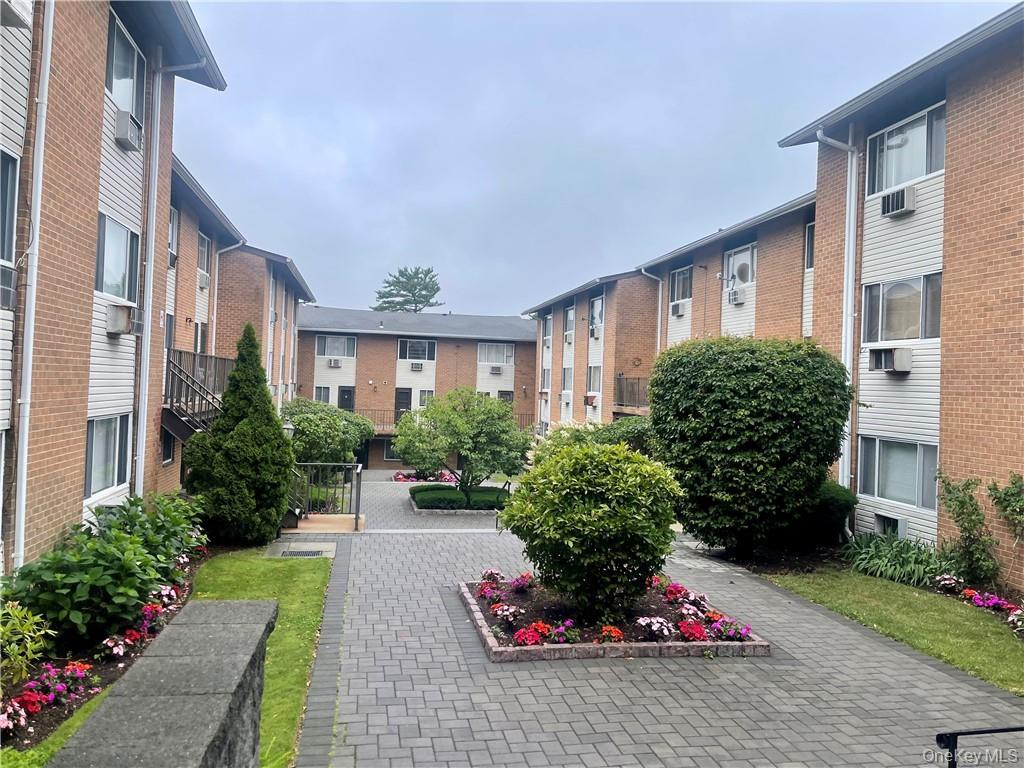 Make yourself at home in Palisades Gardens!  This rare, spacious, dupl...