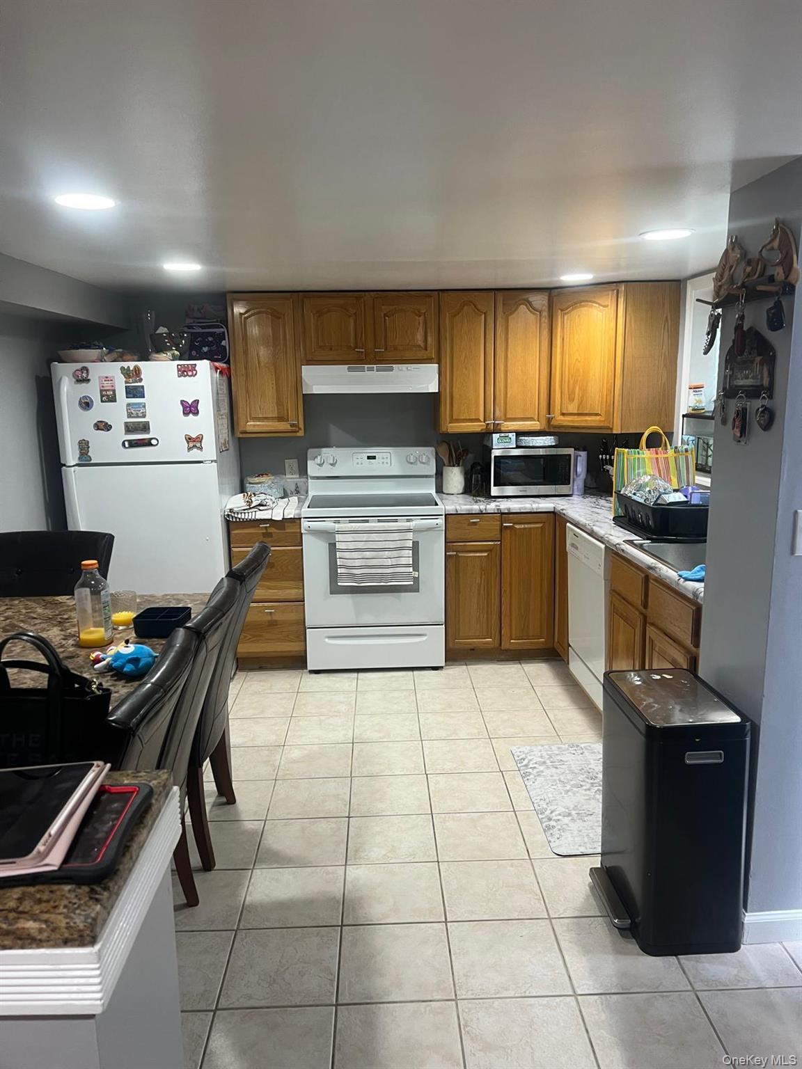 **2-Bedroom Apartment for Rent — Private Home in Bronxville, NY**

Wel...