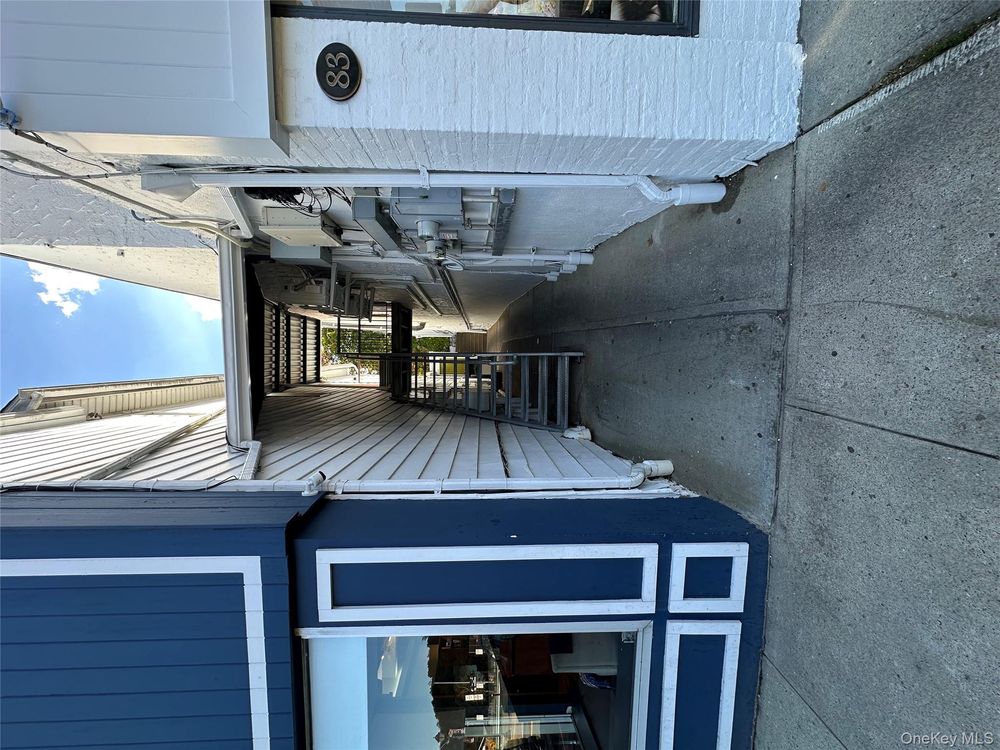 Don't miss out on this opportunity to rent a modern and bright 2-bedro...