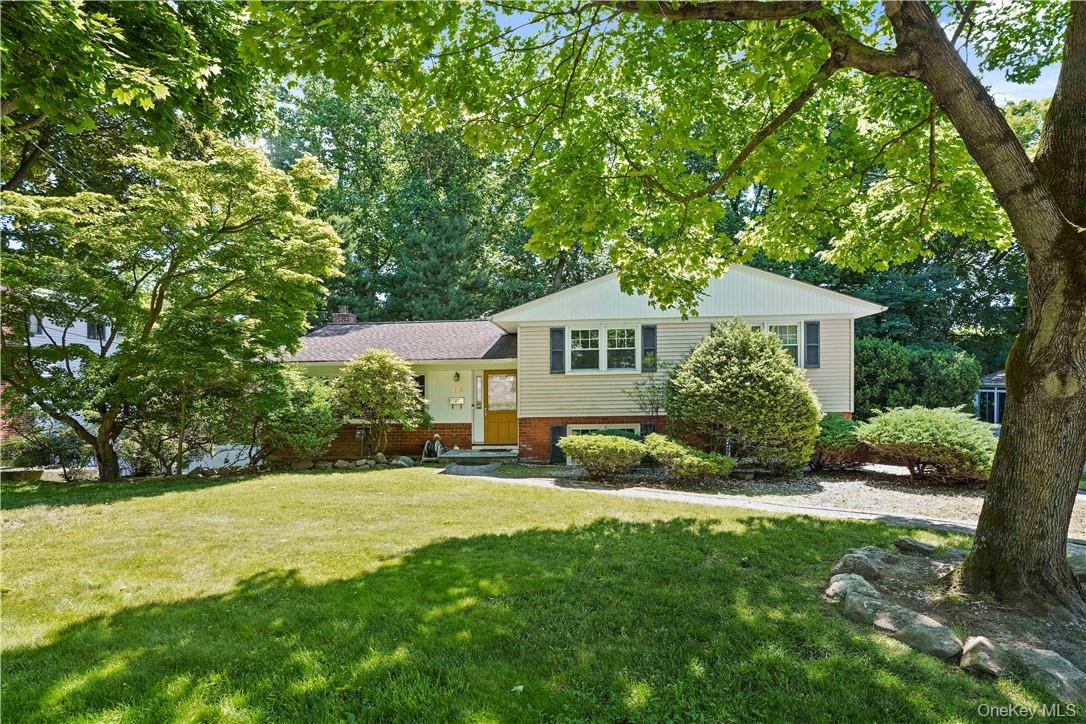 Bright and Spacious Home in the Award-Winning Ardsley School District....