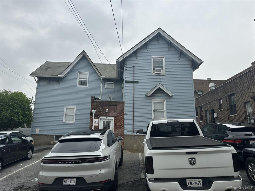 7-9 Webster Ave LLC is proud to present a freshly painted two-bedroom,...