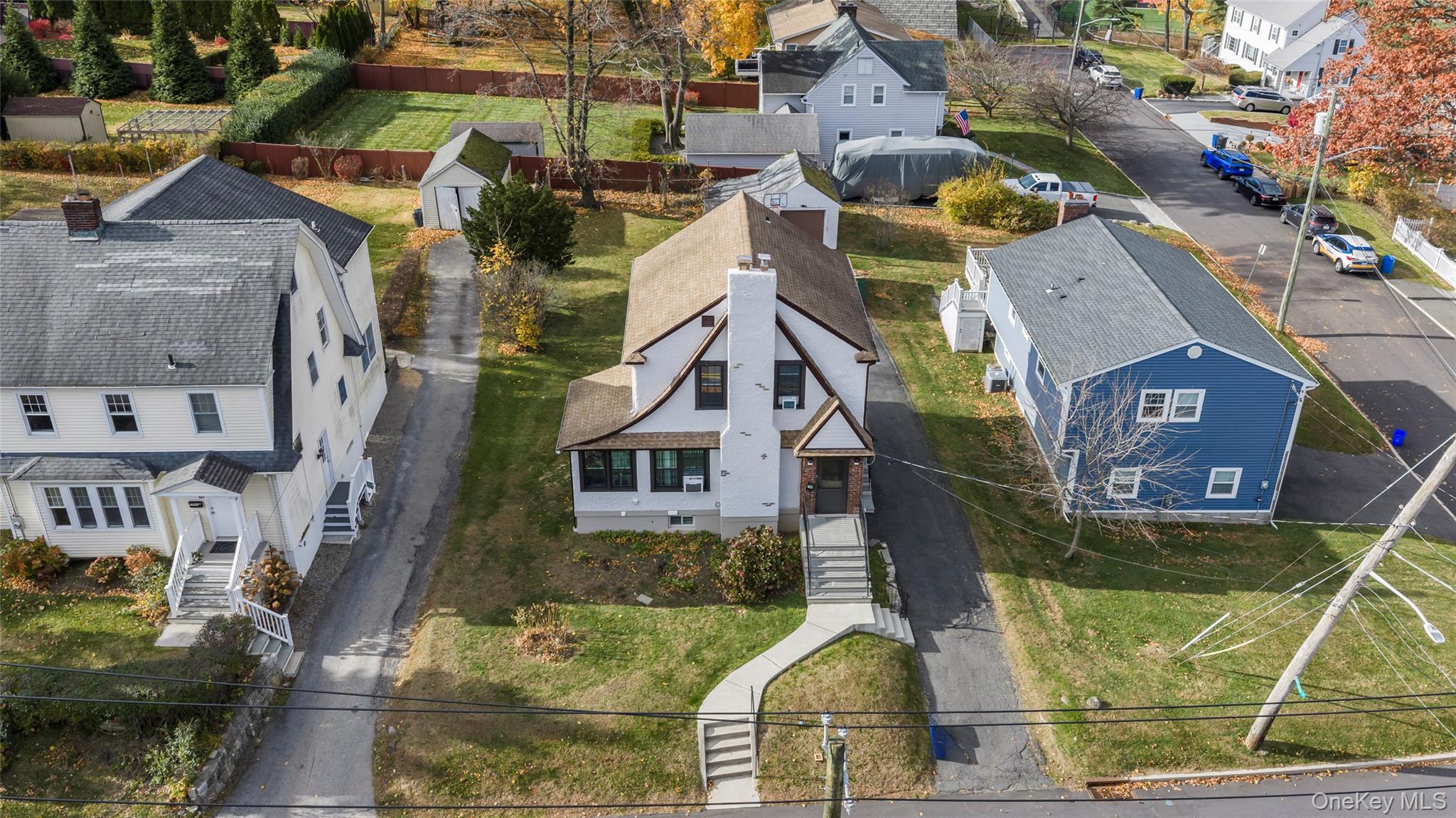 Welcome home to this charming, beautifully maintained 3-bedroom, 1-bat...