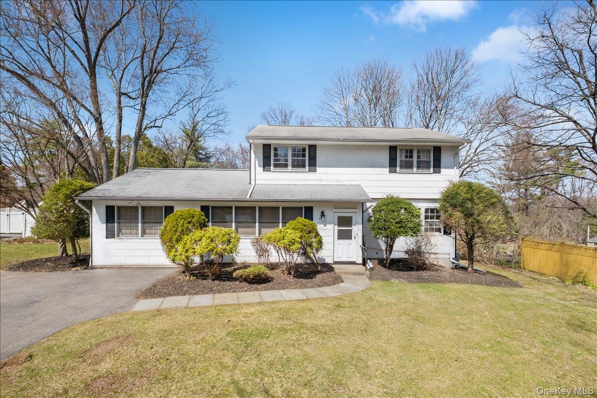 Photo 4 of this property