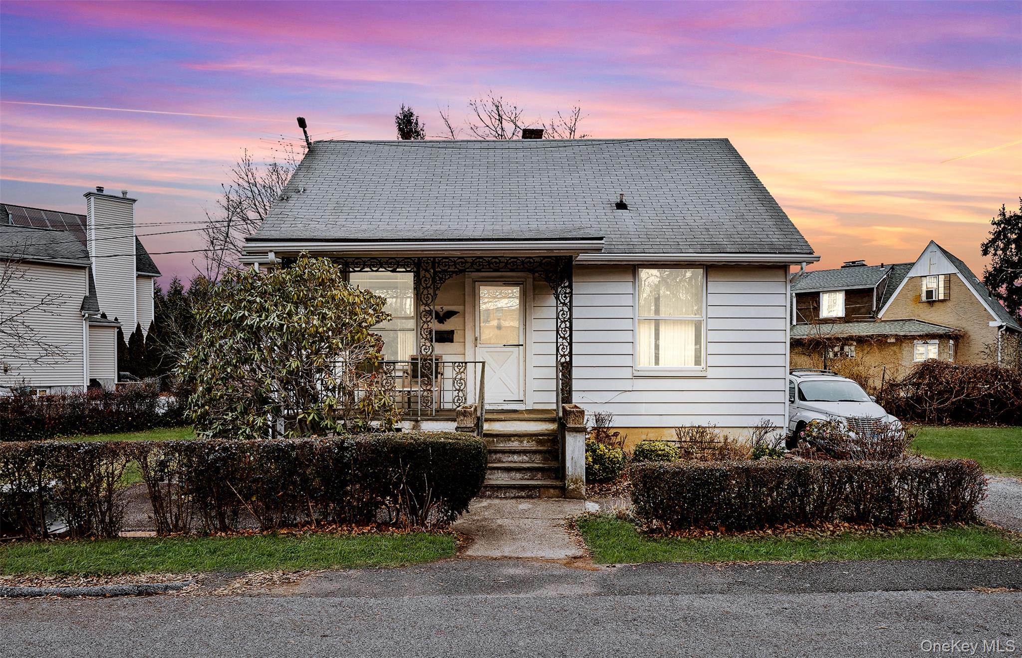 Charming 2-bedroom, 1-bath cottage in the highly sought-after Mount Pl...