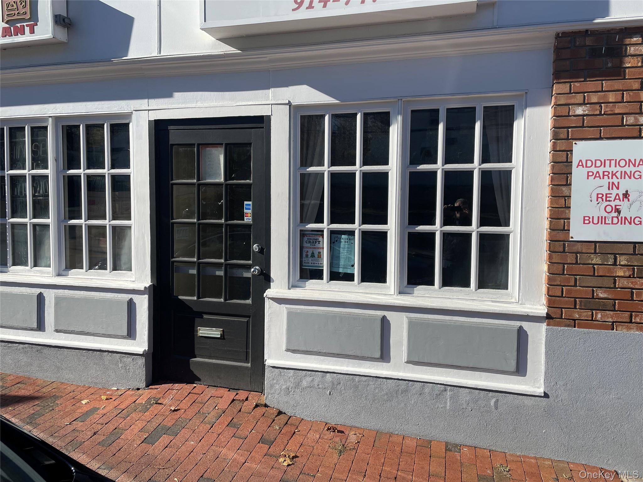 Location, location, location !!! Four months free rent!!!2-5 year leas...