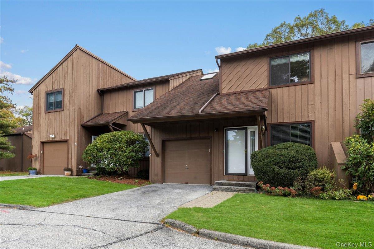 Welcome to Wild Birch Farms, a highly sought after community with so m...