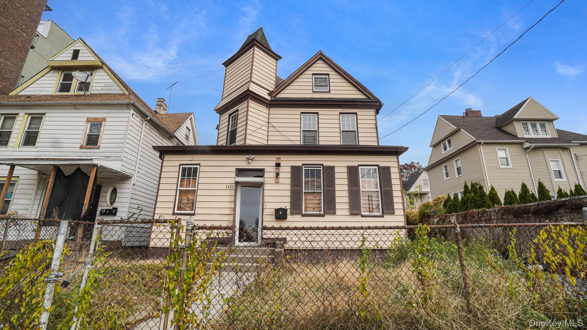 Calling all investors, developers, and dream-home creators! This sprin...