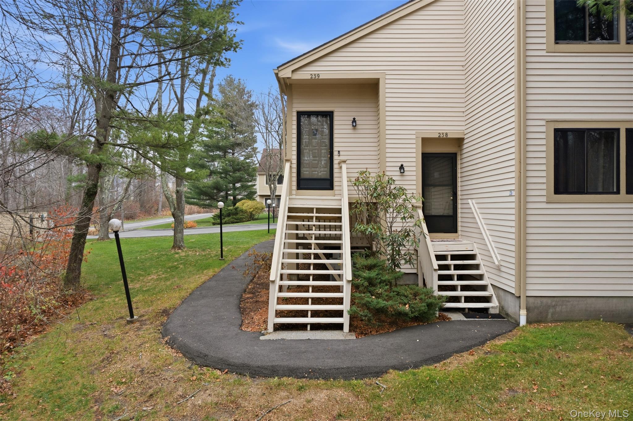 Welcome to 239 Deer Hill Road in Oakridge Condominiums. This top-floor...