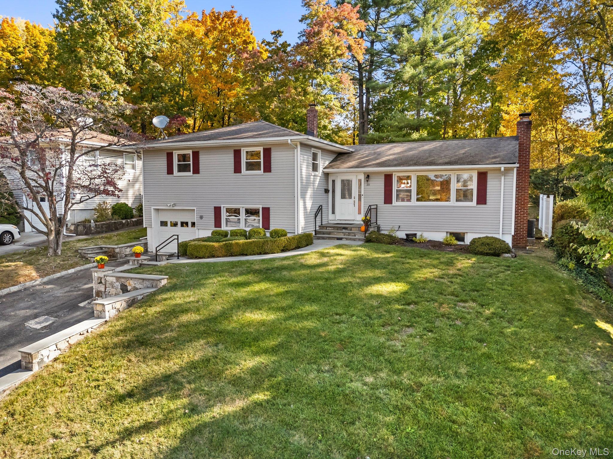 Welcome to 20 Wolf Road, a charming single-family home in the Village...