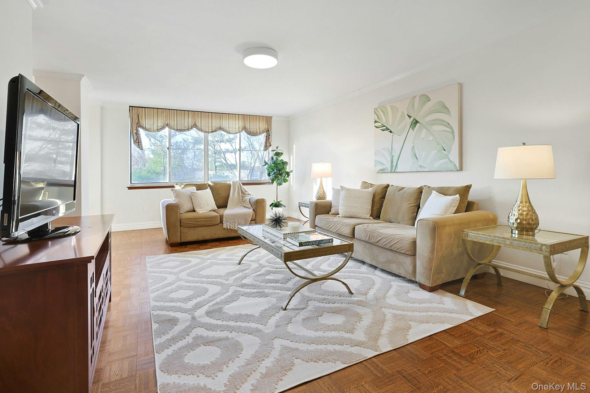 This beautifully updated & freshly painted sun-drenched 1-bedroom, 1-b...