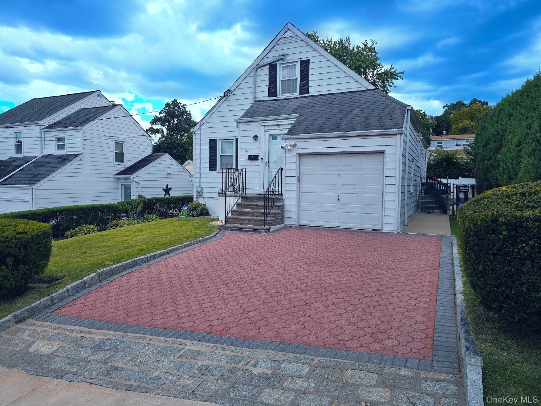 Opportunity Awaits! Introducing this charming 3-bedroom Cape Cod-style...