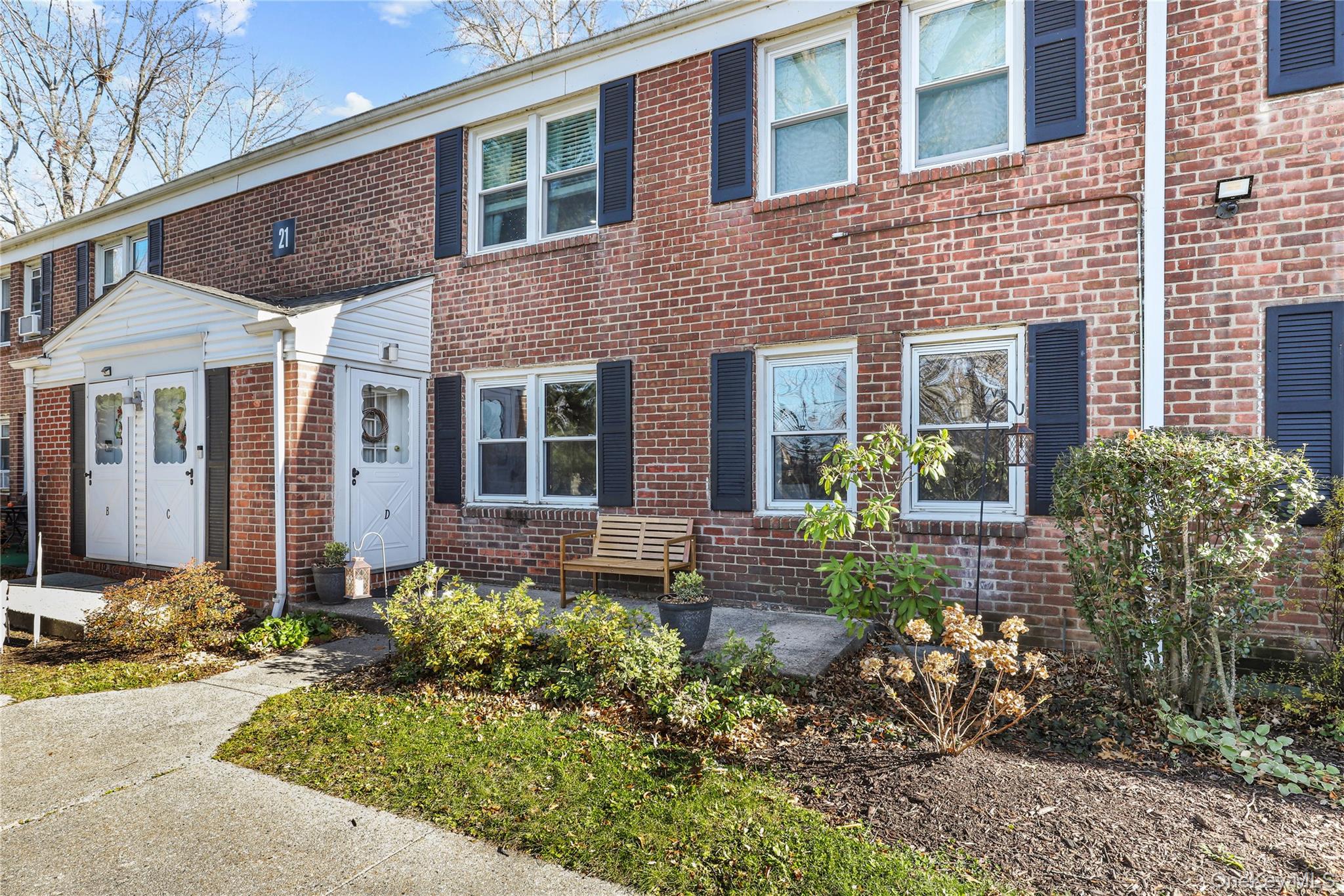 Welcome to this beautifully updated and meticulously maintained oversi...